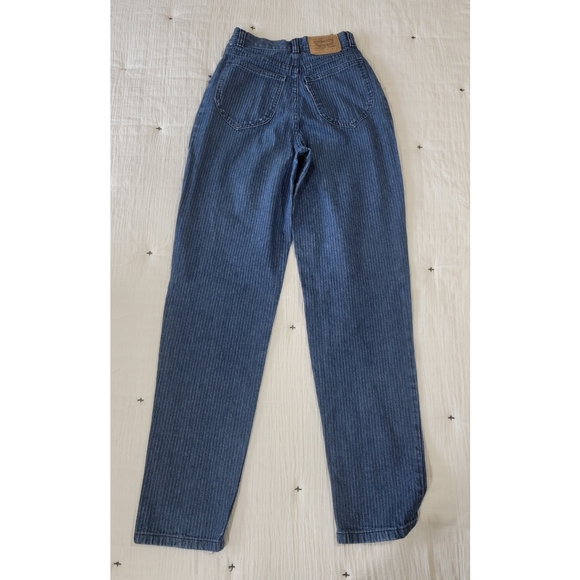 Vintage Levi's 80s inspired high rise pin stripped jeans size 7 (w25 l32) - Picture 2 of 6